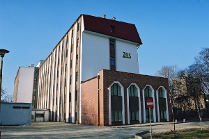 1998 - 2000 ZUS - Rozbudowa budynku